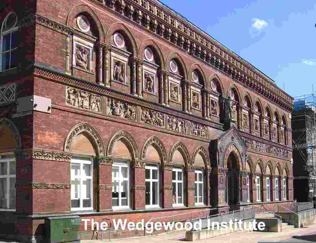 Front of the Wedgewood Institute in Burslem